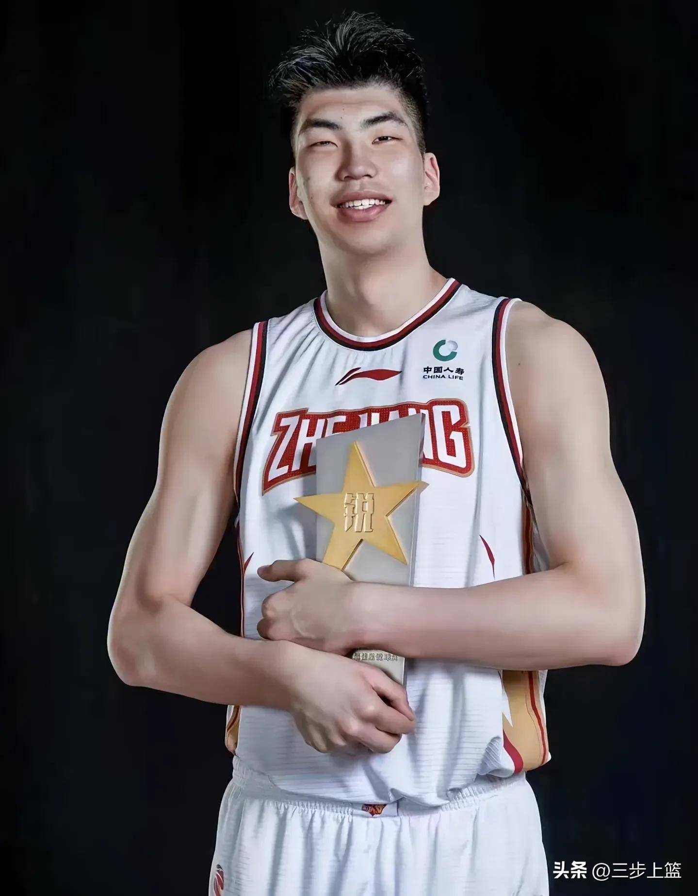 九游娱乐-关于欧冠赛后再迎强敌，山东男篮造点机会，主帅态度：令人意外，轮换策略被讨论的信息