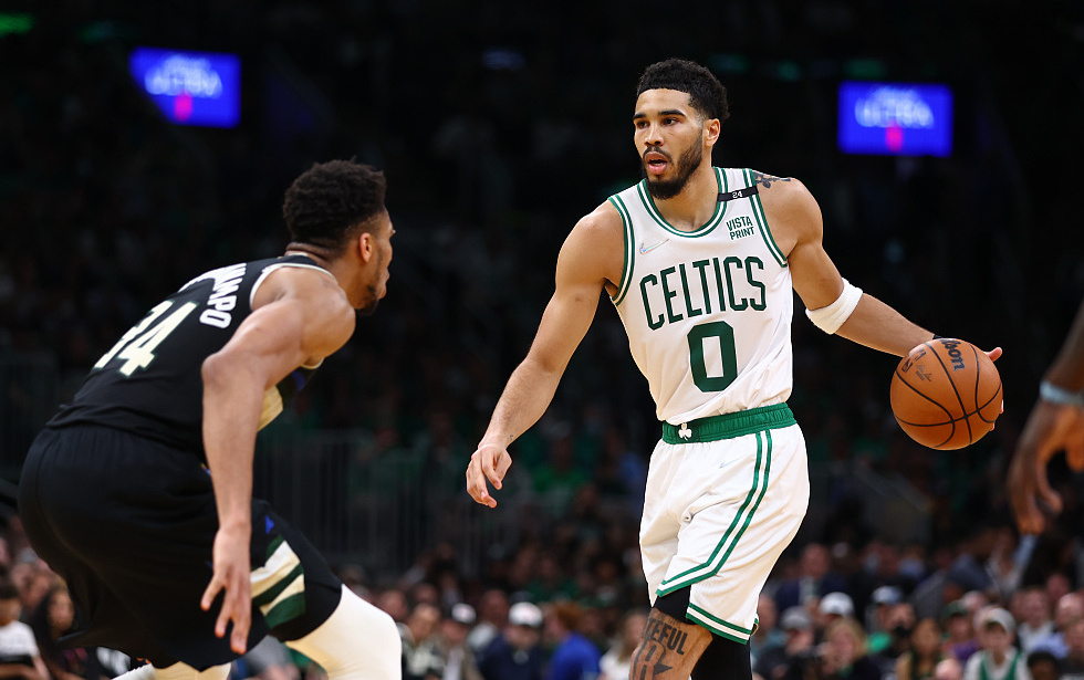 九游娱乐-字母哥在DWG比赛中挺进下一轮，挺进下一轮引发热议！的简单介绍